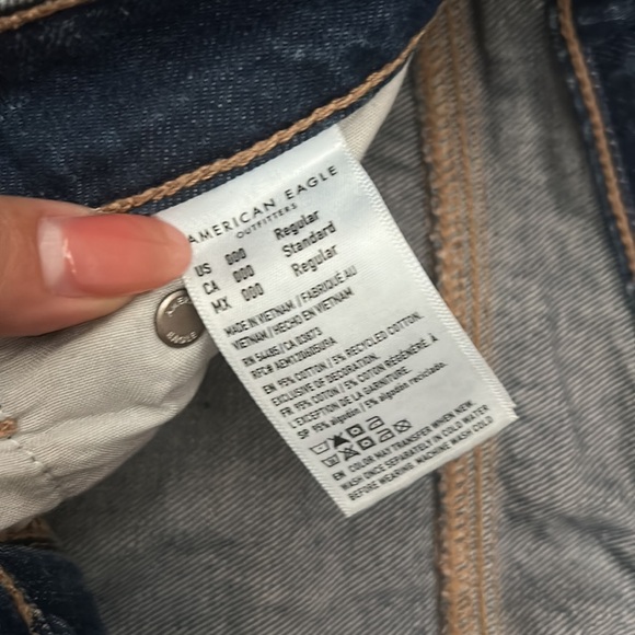 Wide Legs Jeans - Picture 2 of 3